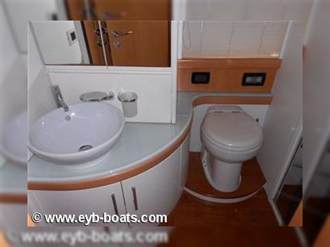 2005 Pershing 76 for sale