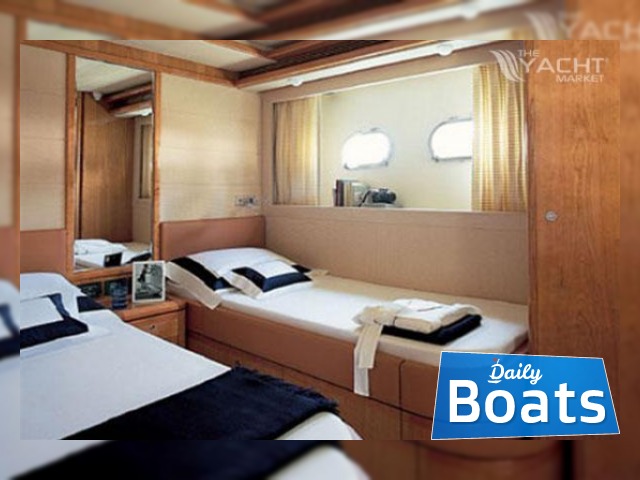 2011 Ferretti 830 for sale