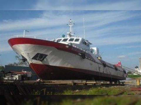  Utility/Work Boat