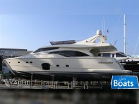 Ferretti Yachts 681