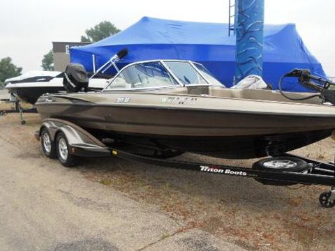 Triton 211