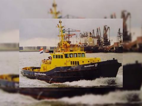  3Xcrew Boats And Tugs Built In Holland