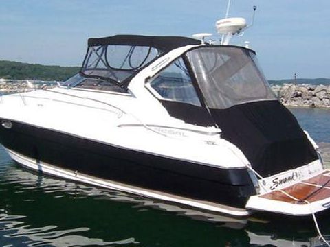 Regal 3560 Commodore