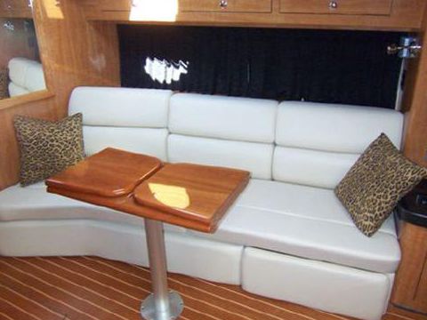2004 Regal 3560 Commodore for sale