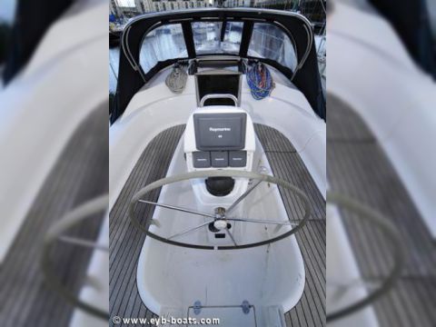 2007 Bavaria 33