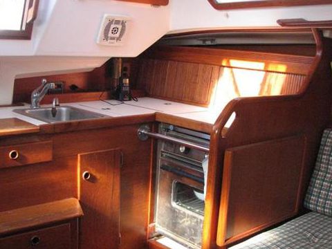 1987 Sabre 30