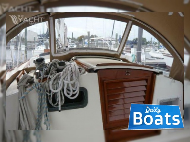 1982 Cape Dory Cutter