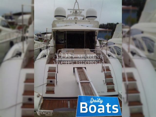 2004 Mangusta 72