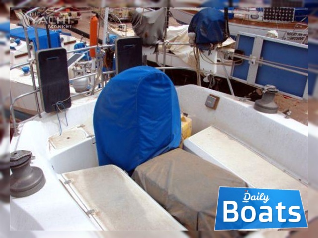 Buy 1982 Ericson 38 Sloop