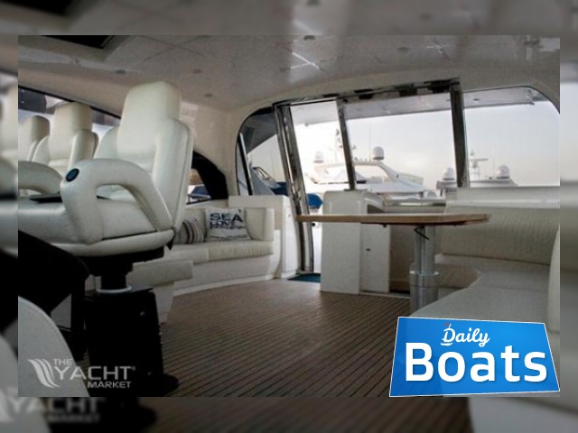 2005 Pershing 62