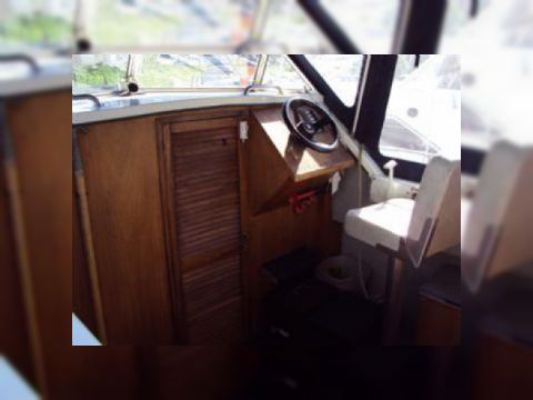 1990 Viking 26