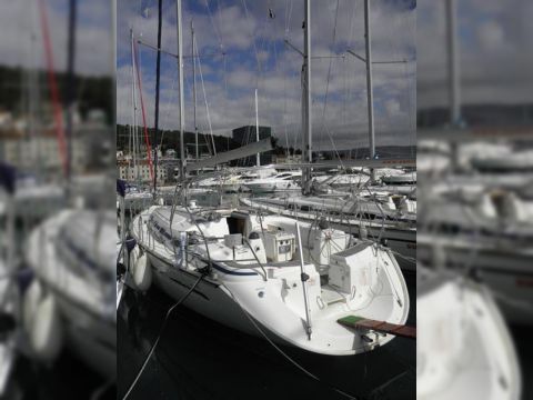Bavaria 44