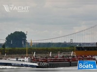 1350 Ton Tanker