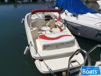 Rinker 232 Captiva Cuddy
