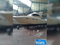 Cantieri Navali Di Livorno Space 36 Fly