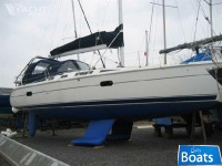 Legend 36 Bilge Keel