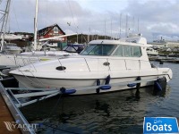  Ambassador 32