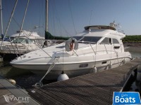 Sealine F33 Flybridge