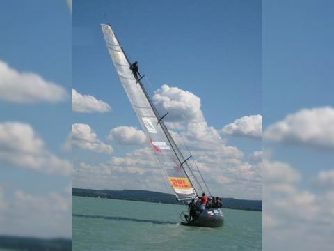 2006 RC 44
