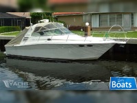 Sea Ray 330 Express Cruiser