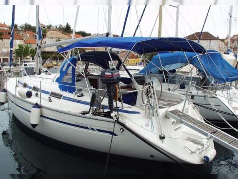 Bavaria 37