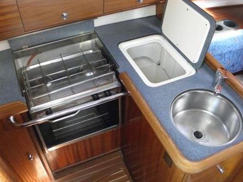 2003 Bavaria 32 for sale