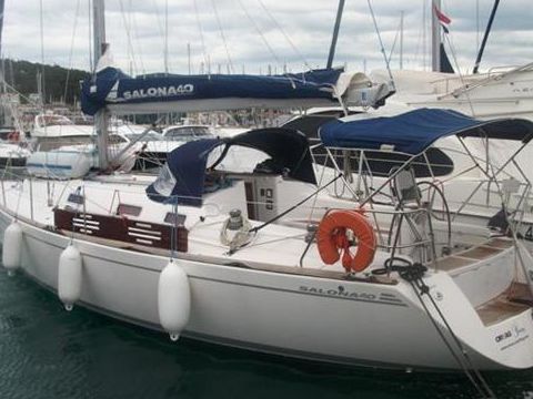 Salona 40