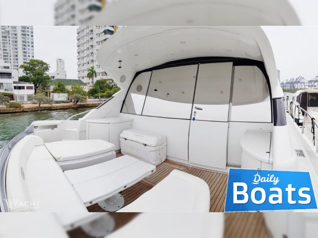 2007 Pershing 62