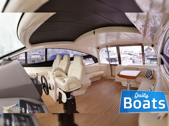 2007 Pershing 62