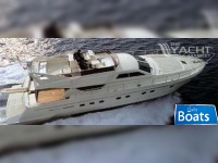 Ferretti 62