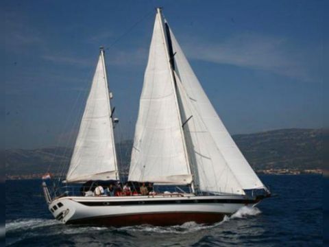Scorpio 72