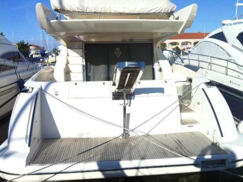 2006 Azimut 62