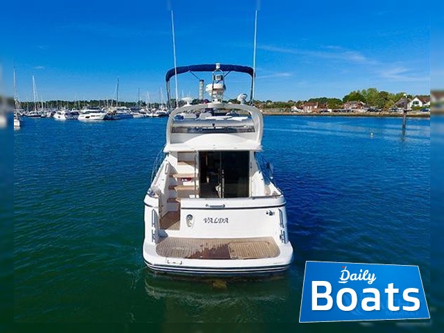 2005 Fairline Phantom 40