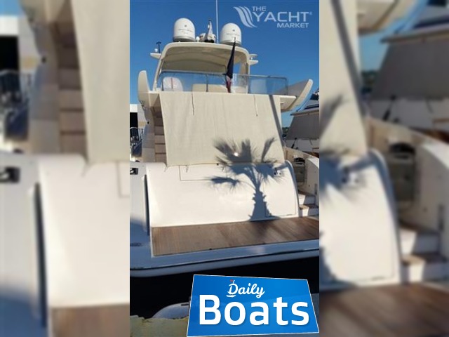 Buy 2010 Azimut 62E