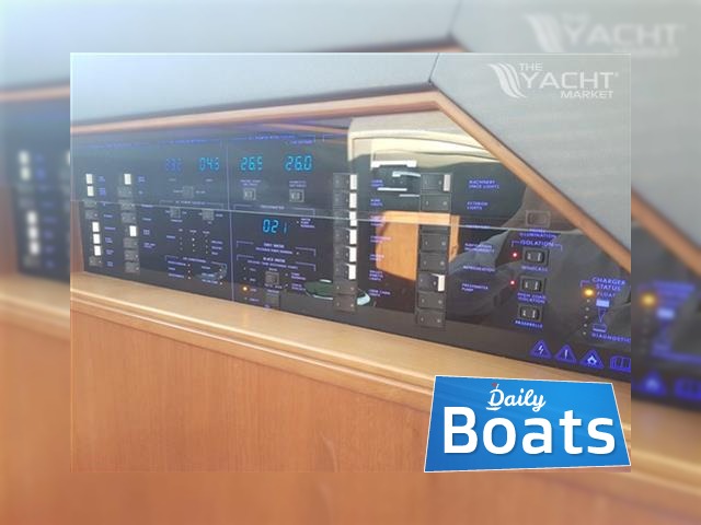 2016 Princess Yachts V 62 na prodej