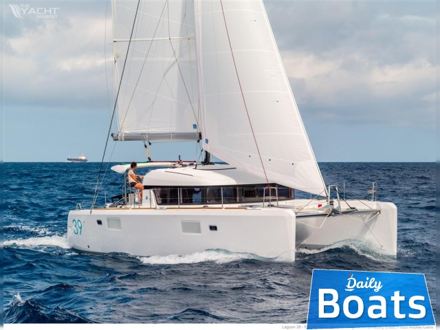 2017 Lagoon 39