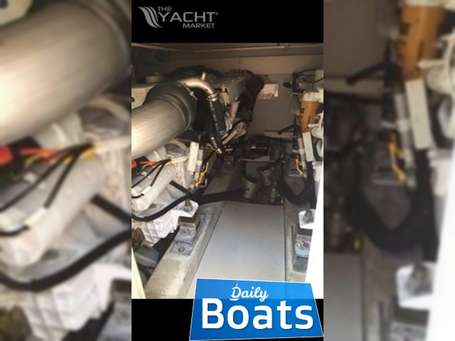 2005 Azimut 42E
