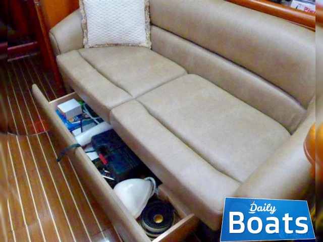 2007 Hunter 41 Deck Salon
