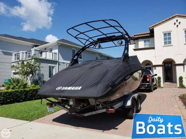 2017 Yamaha 242X E