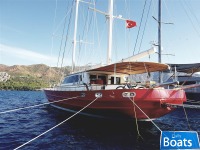 Custom Craft Sailing Motor Yacht 30 M