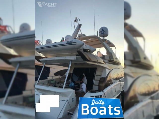 Buy 2005 Azimut Evolution 68