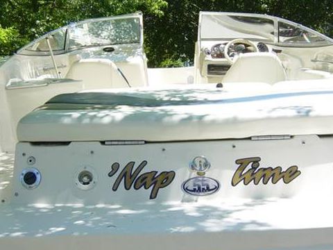 2000 Rinker 232 Captiva