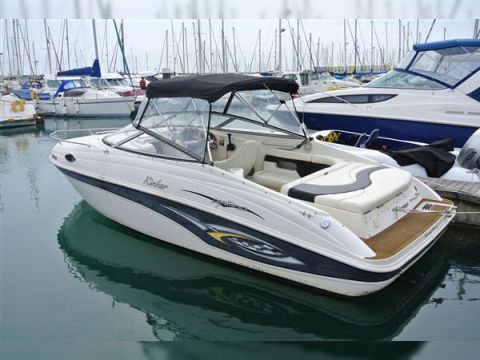 Rinker 232 Captiva