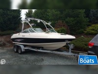 Rinker Captiva 212 - Liberty Edition