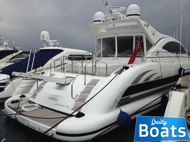 Αγοράστε 2004 Mangusta 72