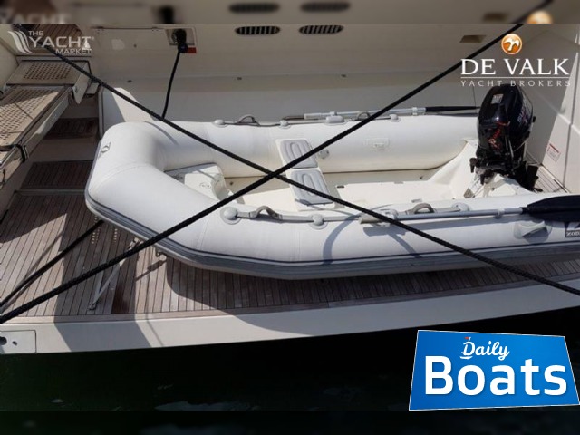 2016 Ferretti 700