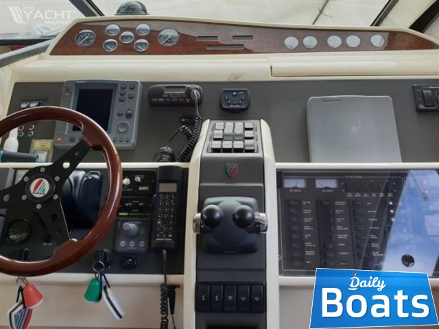 Kupić 2002 Fairline Phantom 46