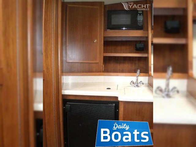 2005 Topaz 32 Express