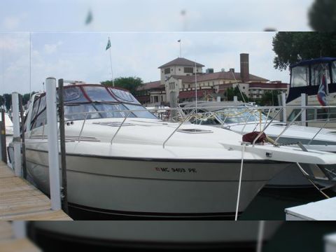 1991 Silverton 38 Express in vendita