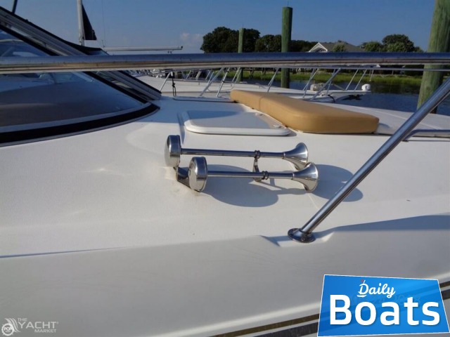 2003 Larson Cabrio 330 for sale